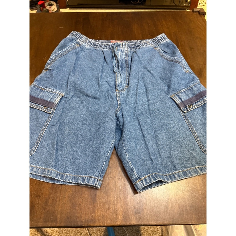 Unionbay Mens XL Vintage Denim Cargo Shorts Elastic Waist Blue Cotton Relaxed
